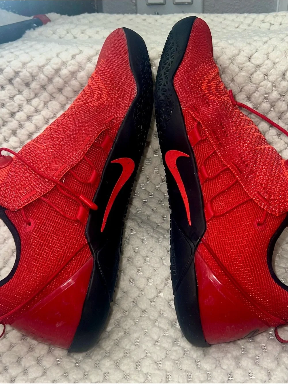Nike Kobe A.D. NXT Lace Up Low Top Basketball Sneakers Red Black 882049-600